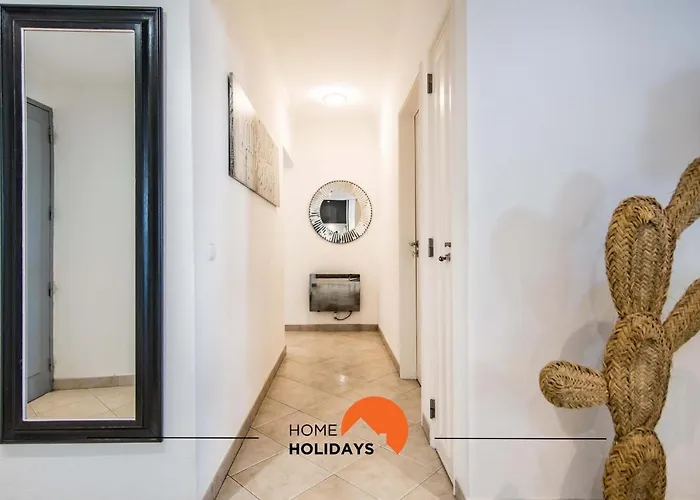 #120 T3 Espacoso Em By Holidays *