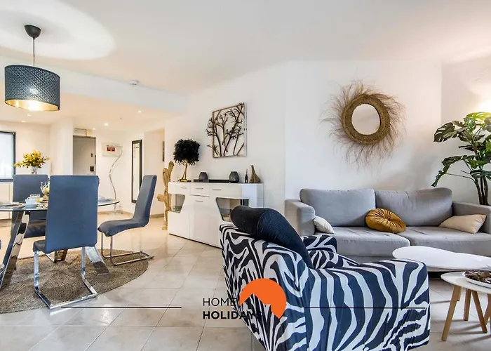 #120 T3 Espacoso Em By Holidays דירה אלבופיירה